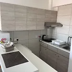 Alex 203 Ларнака