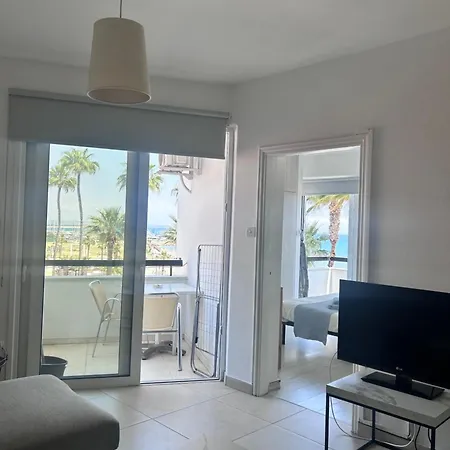 Alex 203 Appartement Larnaca