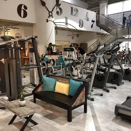 Alex 203 * Ларнака